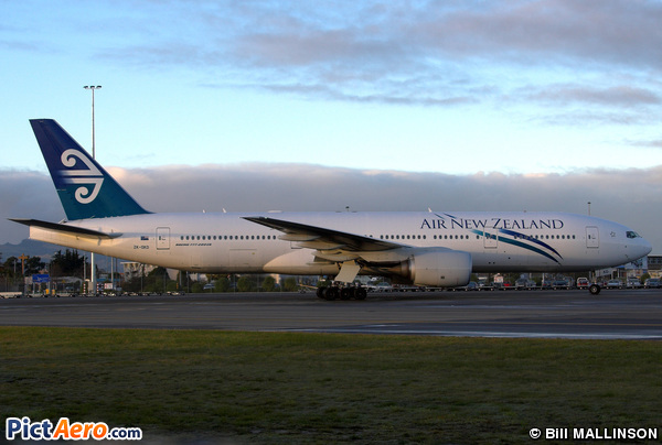 Boeing 777-219/ER (Air New Zealand)