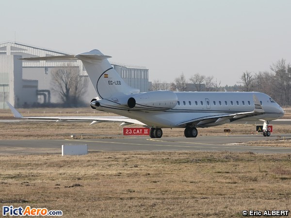Bombardier BD-700-1A10 Global Express (TAG Aviation Espana)
