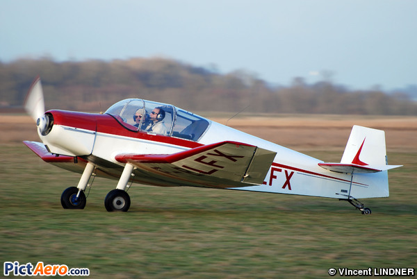 Jodel D-112 Club (Association des Pilotes d'Avions Rares)