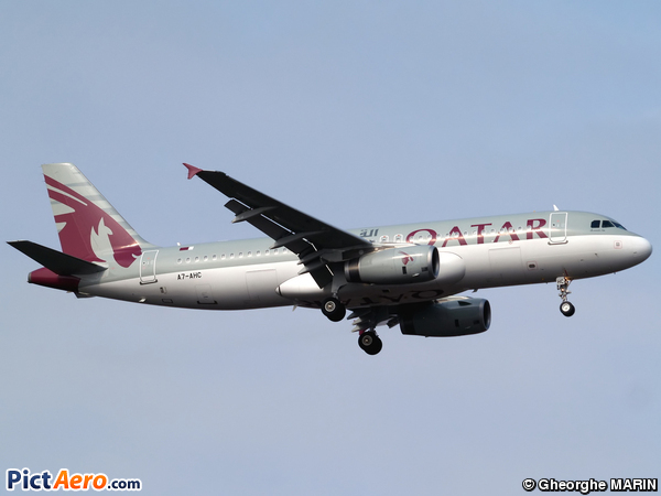 Airbus A320-232 (Qatar Airways)