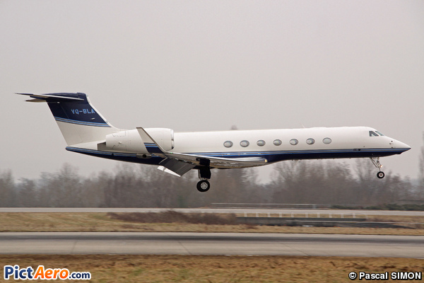 Gulfstream Aerospace G-550 (G-V-SP) (ExecuJet Europe AG)