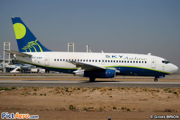 Boeing 737-236 (Sky Airlines)