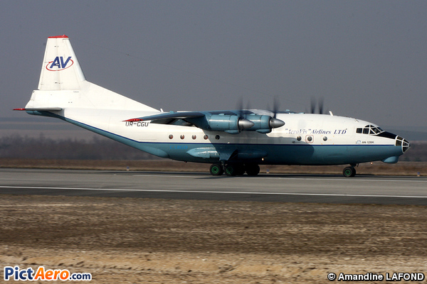 Antonov An-12BK (Aerovis Airlines)