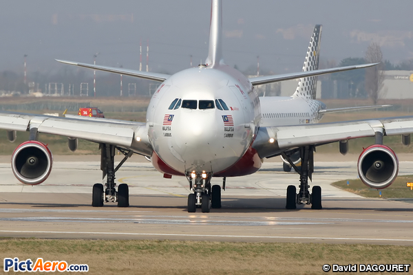 Airbus A340-313X (AirAsia X)