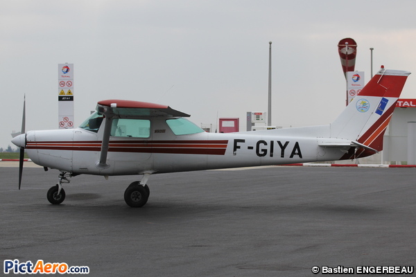Cessna 152 (Aéro-Club de Poitiers)