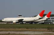 Airbus A300B4-622R/F (N4730)