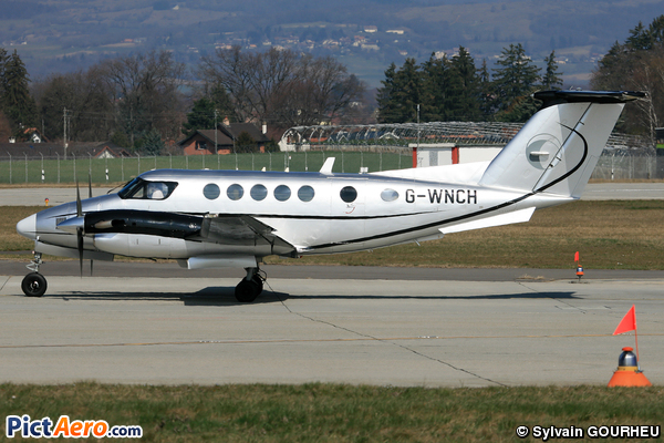 Beech Super King Air 200 (Synergy Aviation)