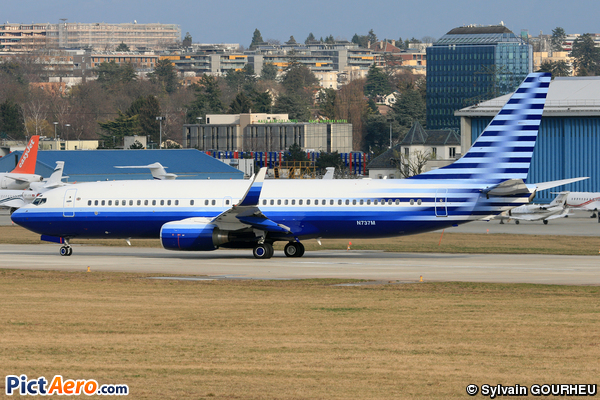 Boeing 737-8EQ/BBJ2 (EIE Eagle Int'l Establishment)