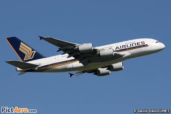 Airbus A380 Singapore Airlines 9V-SKE