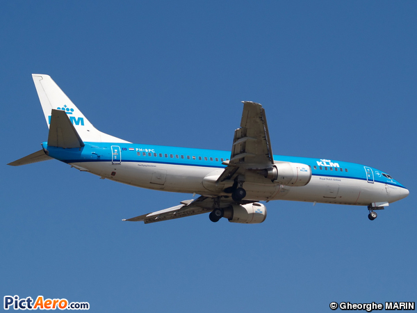 Boeing 737-4YO (KLM Royal Dutch Airlines)