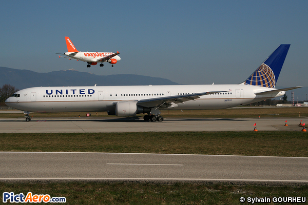 Boeing 767-424/ER (Continental Airlines)