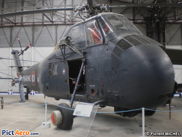 Sikorsky H-55 (Musée de l'ALAT de Dax)