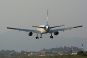Boeing 757-28A (G-FCLE)