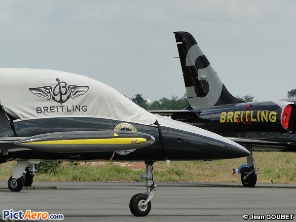 Aero Vodochody L-39 Albatros (Breitling Jet Team)