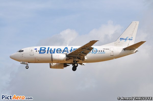 Boeing 737-5L9 (Blue Air)