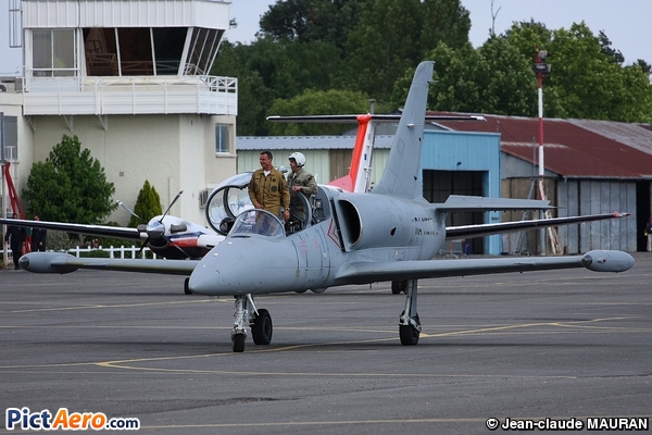 Aero Vodochody L-139 Albatros (Private / Privé)
