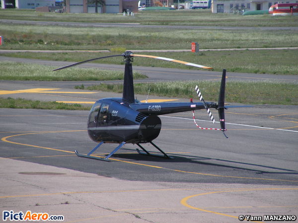 Robinson R-44 Raven II (Hélico 01)