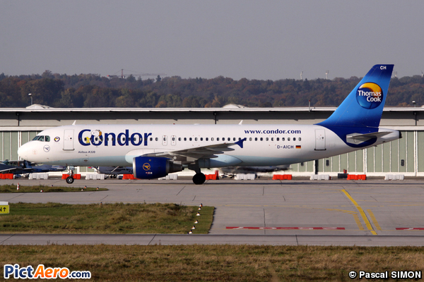 Airbus A320-212 (Condor)