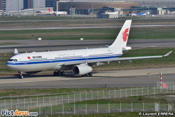 Airbus A330-343X (Air China)