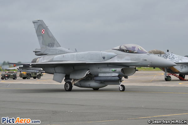 General Dynamics F-16C Fighting Falcon (Poland - Air Force)