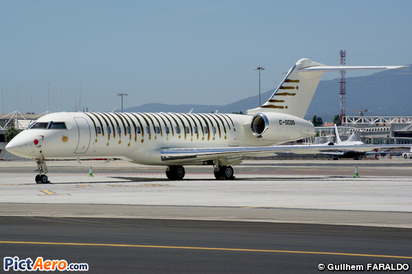 Bombardier BD-700-1A10 Global Express (Execaire)