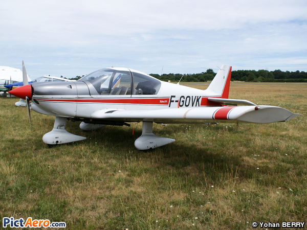 HR 200-120 B (Aéroclub Montalbanais )