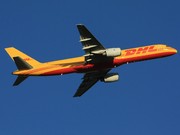 Boeing 757-236/SF