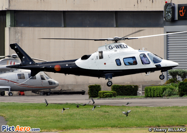 Agusta A-109 E Power (Titan Airways)