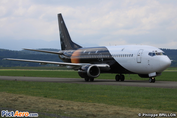 Boeing 737-33A/QC (Titan Airways)