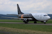 Boeing 737-33A/QC