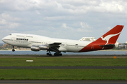 Boeing 747-338 (VH-EBW)