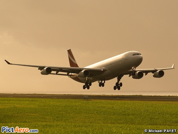 Airbus A340-313E (Air Mauritius)
