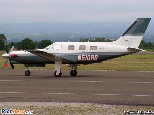 Piper PA-46-350P Malibu Mirage/Jetprop DLX (Private / Privé)
