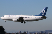 Boeing 737-33R