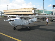 Cessna 172RG Cutlass RG II (F-GEJD)