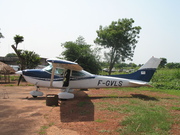Cessna 182 R (F-GVLS)