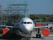 Airbus A320-214 (A6-RKB)