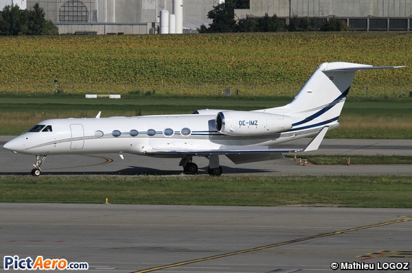 Gulfstream Aerospace G-IV-X Gulfstream G450 (Avcon Jet)