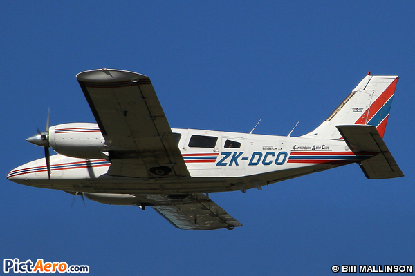 Piper PA-34-200T Seneca II (Canterbury Aero Club)