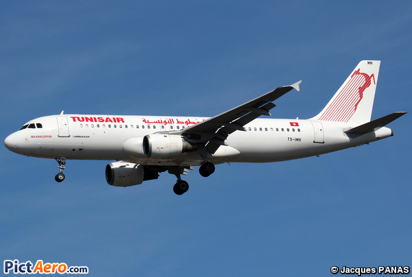 Airbus A320-211 (Tunisair)