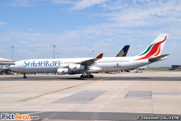 Airbus A340-313X (SriLankan Airlines)