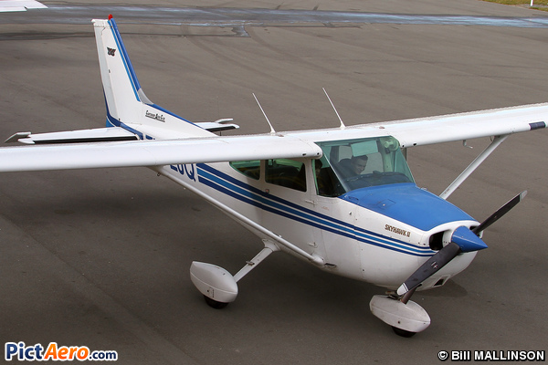 Cessna 172N Skyhawk (Canterbury Aero Club)