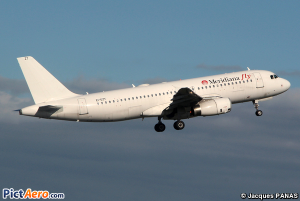 Airbus A320-232 (Meridiana Fly)