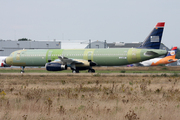 Airbus A321-213 (D-AVZY)