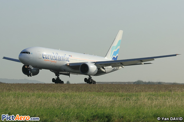 Boeing 777-212/ER (EuroAtlantic Airways)