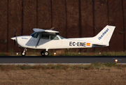 Cessna 172N Skyhawk (EC-ENE)