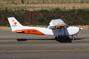 Reims-Cessna Skyhawk II F-172N (EC-HIJ)