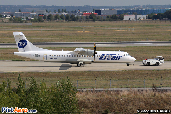 ATR 72-500 (ATR-72-212A) (UTAIR)