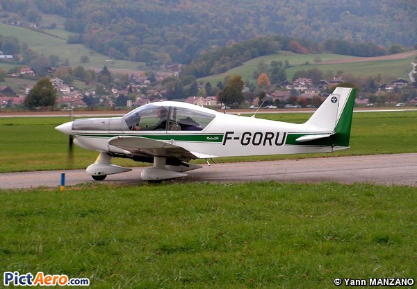 Robin HR 200-120 B (Aéroclub d'Annecy Haute Savoie)