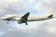 Airbus A320-214 (HZ-XY7)